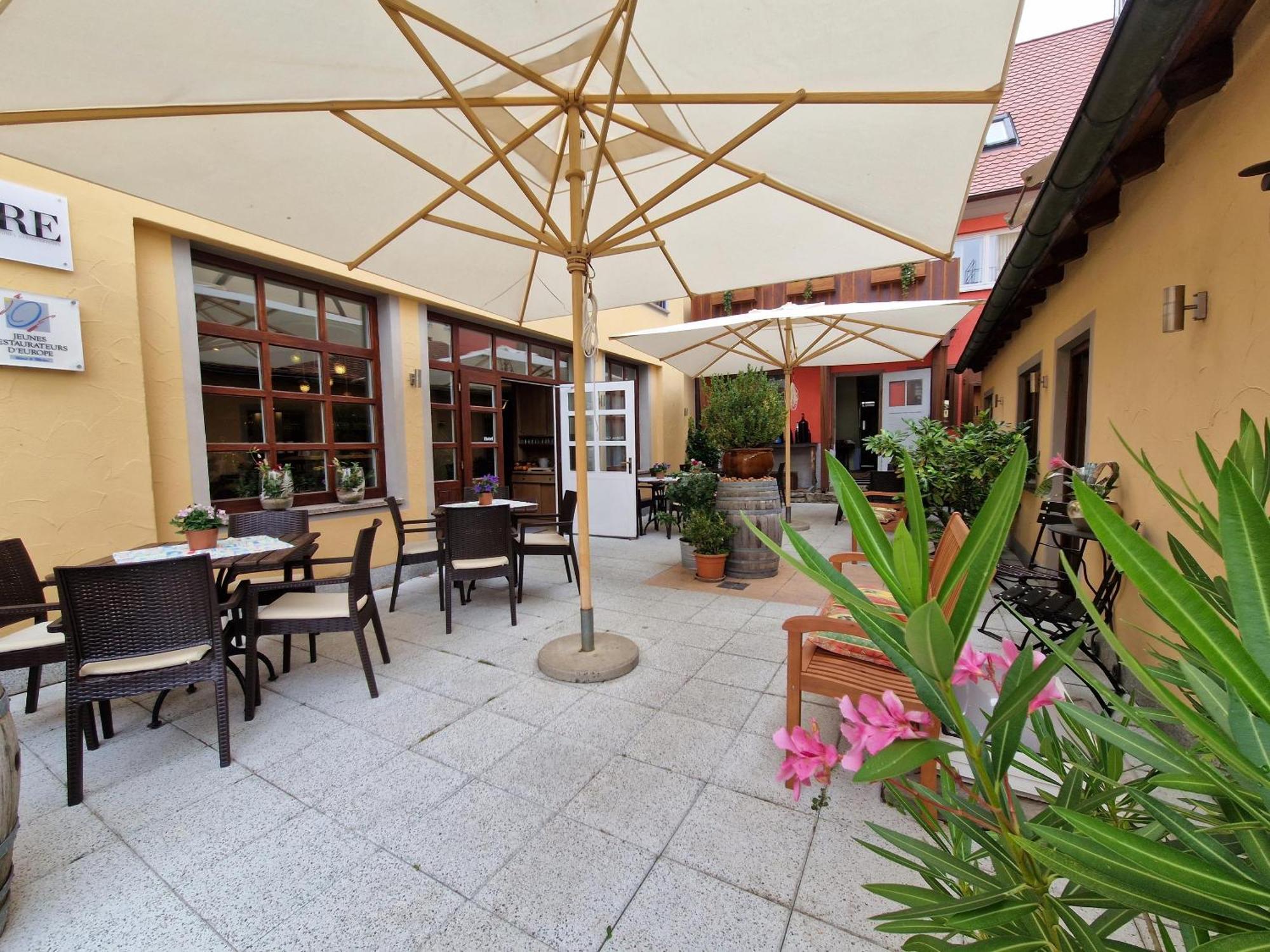 Laurentius Boutique-Hotel & Restaurant Вейкерсхайм Екстериор снимка