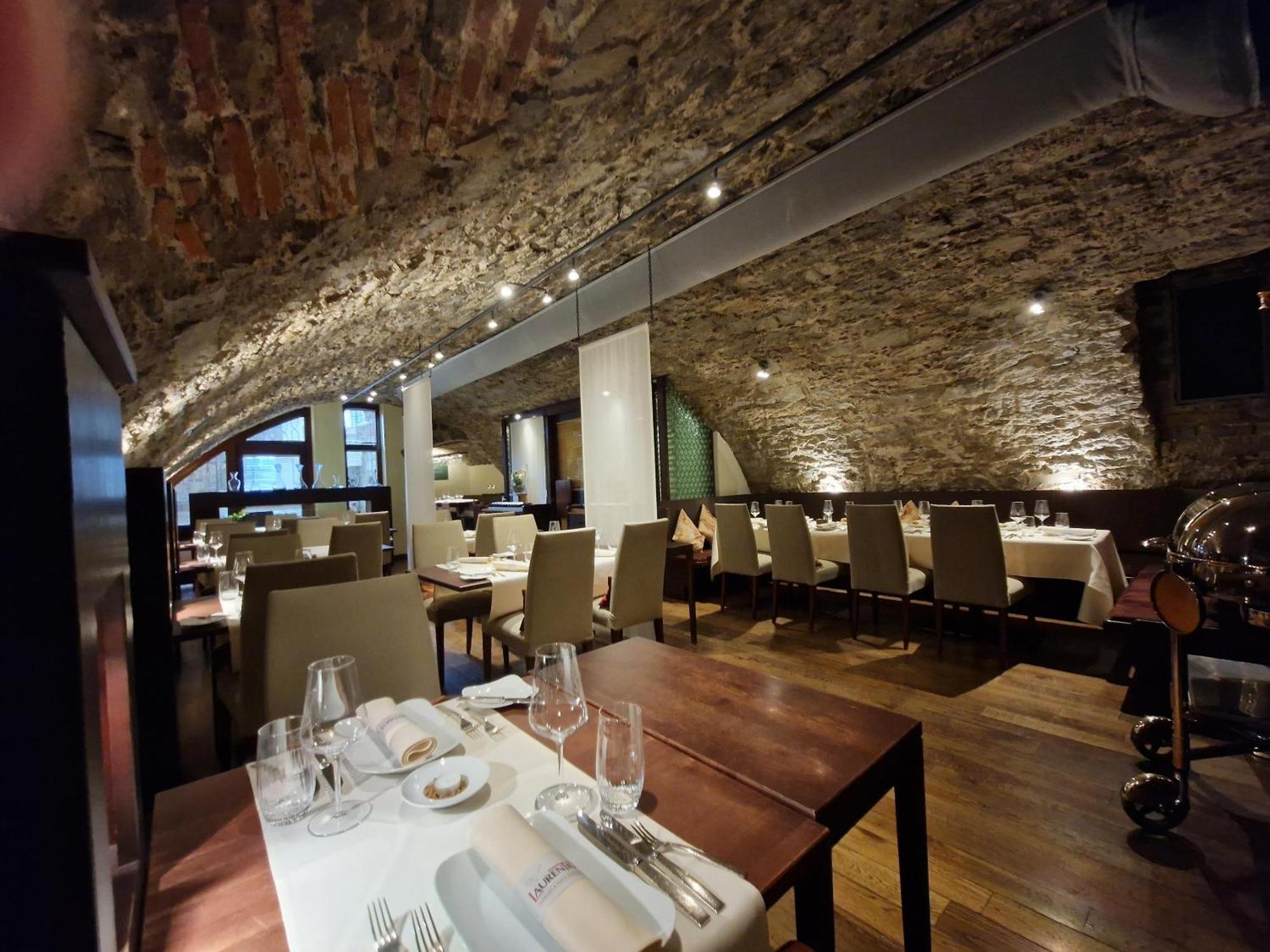 Laurentius Boutique-Hotel & Restaurant Вейкерсхайм Екстериор снимка