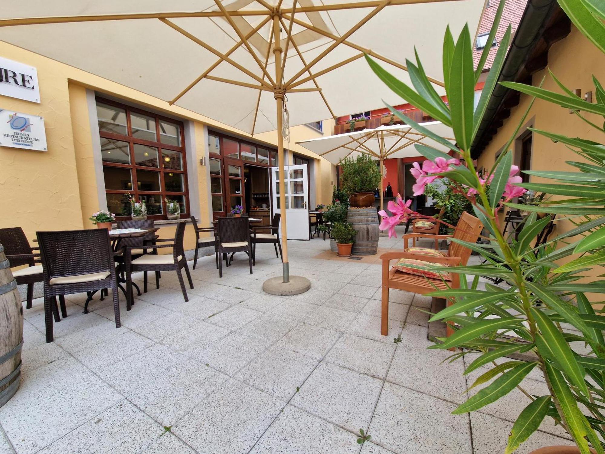 Laurentius Boutique-Hotel & Restaurant Вейкерсхайм Екстериор снимка