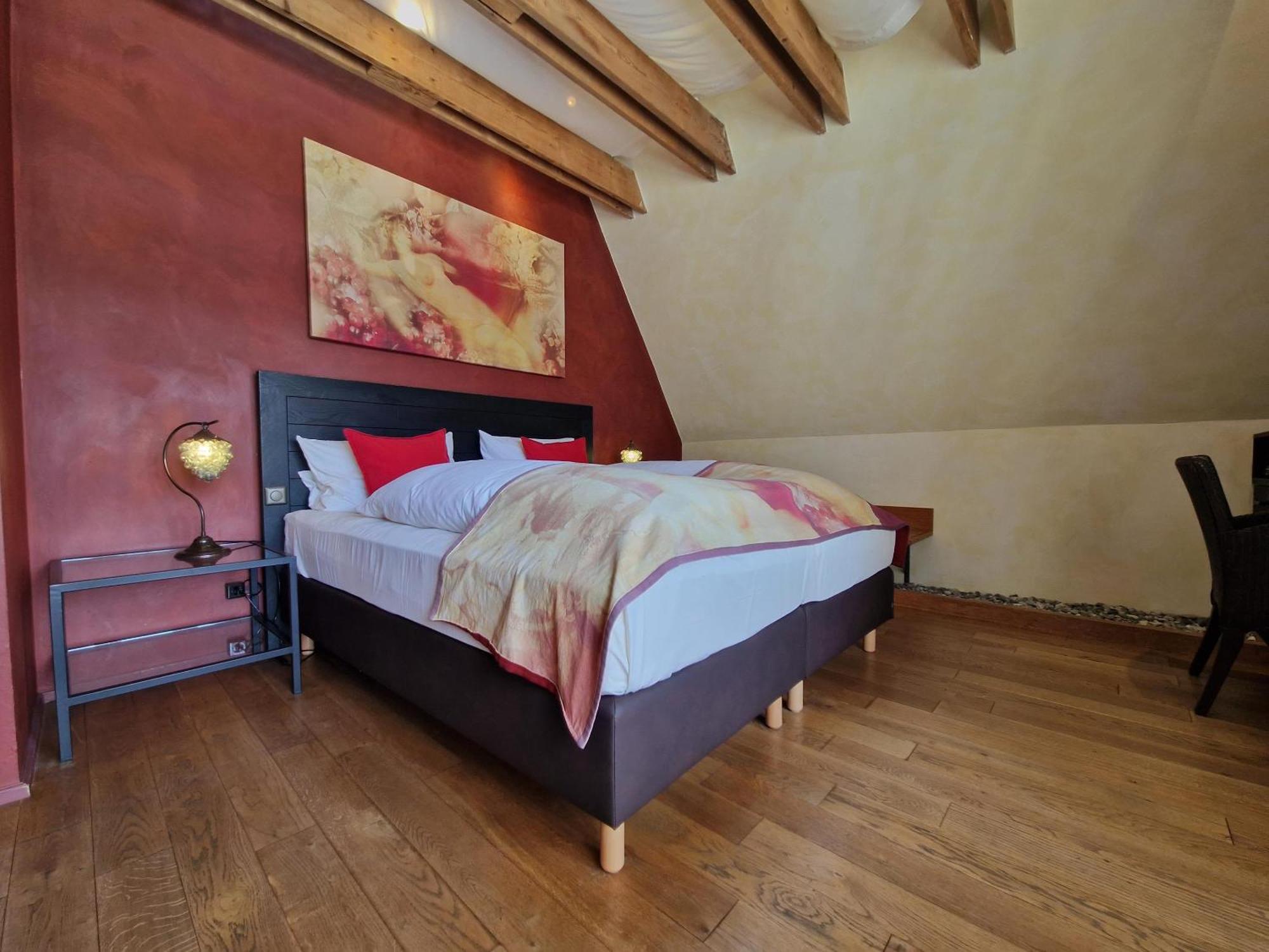 Laurentius Boutique-Hotel & Restaurant Вейкерсхайм Екстериор снимка